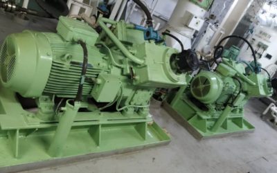 AIR COMPRESSOR